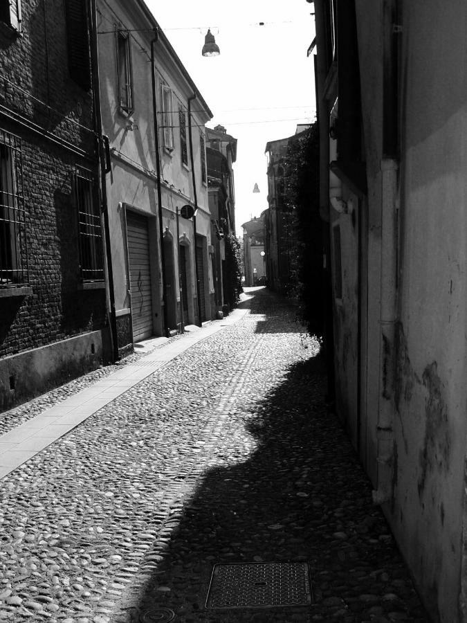 Ferienwohnung La Casa Sulla Vecchia Riva Ferrara Exterior foto